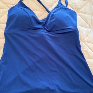 Swim top Athleta S